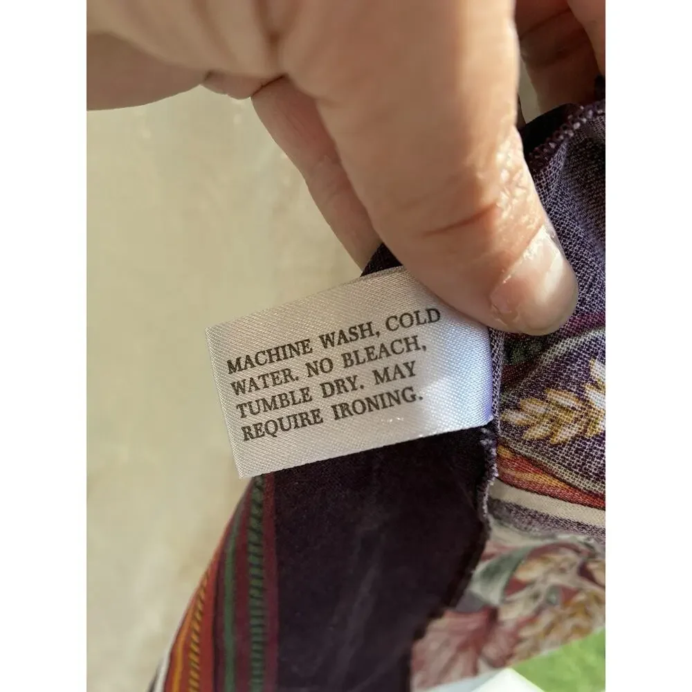Vintage 1992 Fashion Industries Round Table Cloth 65